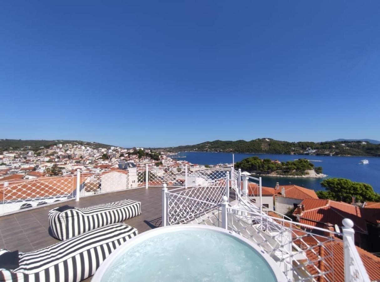 Mare Gaia Skiathos Town